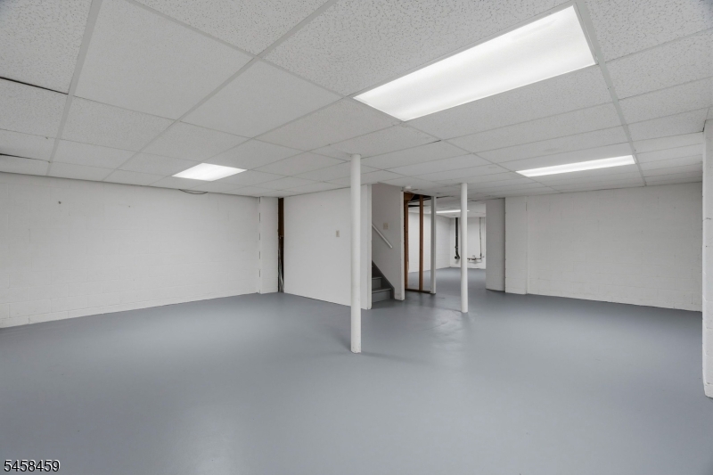 13 Reins Court Franklin NJ 08873