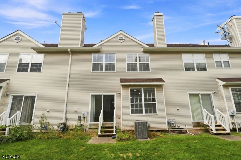 13 Reins Court Franklin NJ 08873