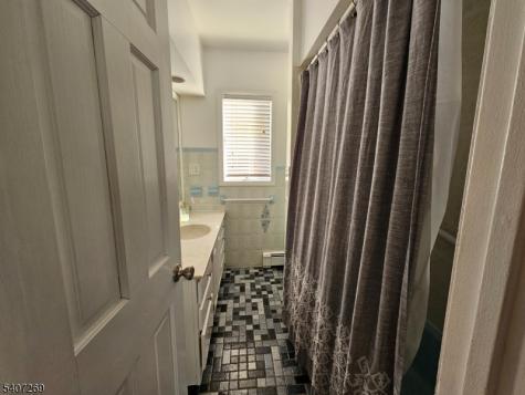 36 Glenwild Avenue Bloomingdale NJ 07403