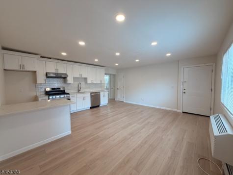 291 Garibaldi Avenue Lodi NJ 07644