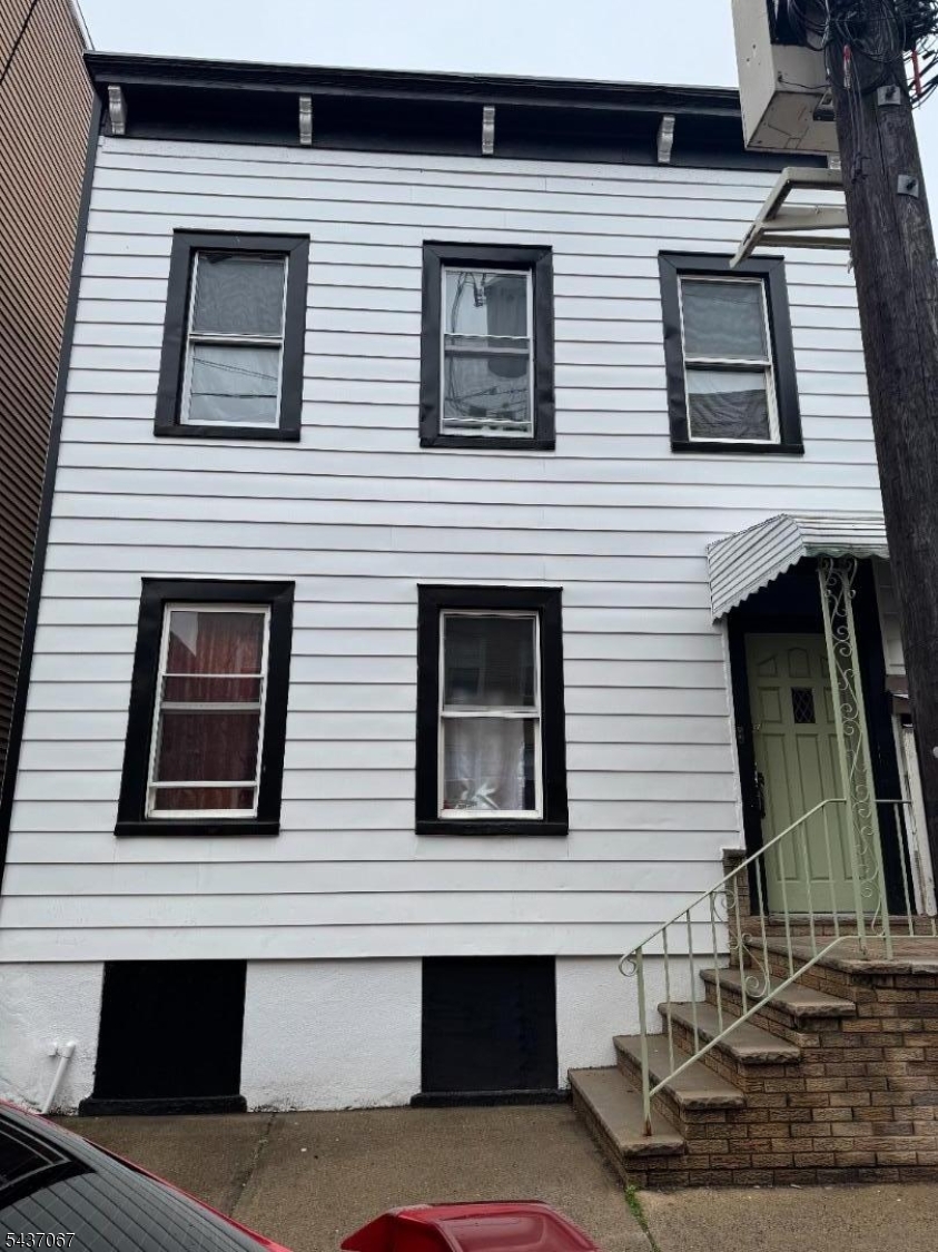 96 Nichols Street Newark NJ 07105