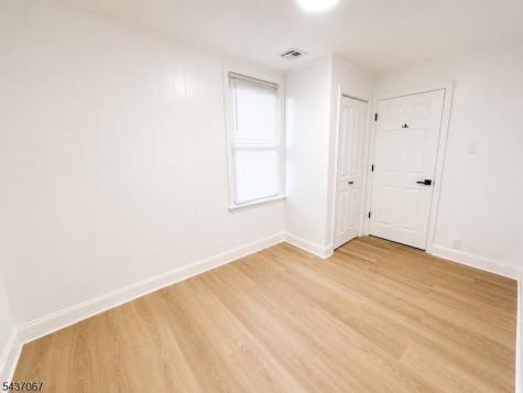 96 Nichols Street Newark NJ 07105