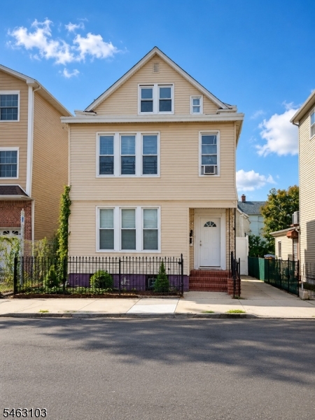 303 Pearl Street Elizabeth NJ 07202