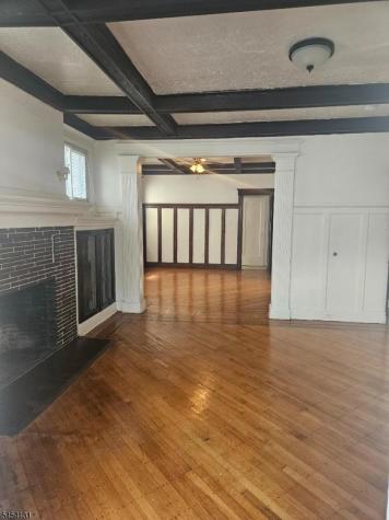275 S Burnett Street East Orange NJ 07018