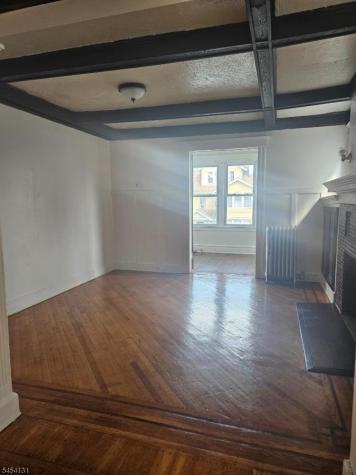 275 S Burnett Street East Orange NJ 07018