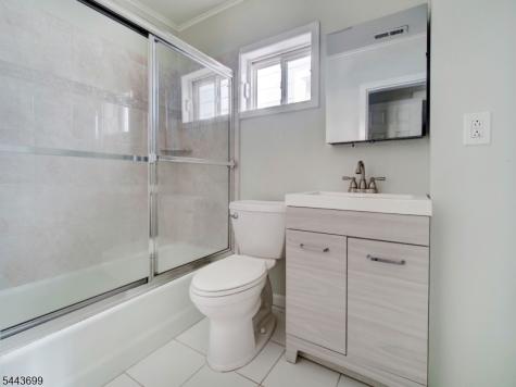 60 Montague Place Montclair NJ 07042