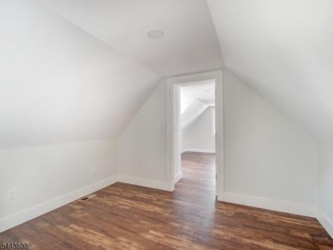 60 Montague Place Montclair NJ 07042