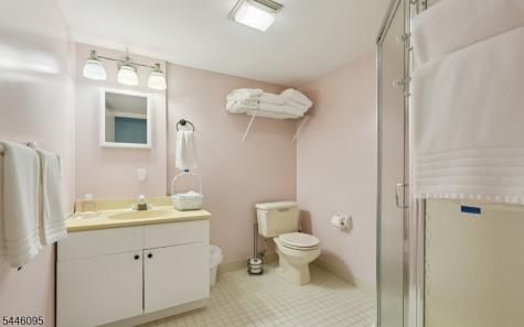 15 Ryan Lane Lincoln Park NJ 07035