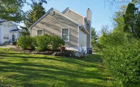15 Ryan Lane Lincoln Park NJ 07035