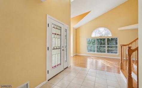 15 Ryan Lane Lincoln Park NJ 07035