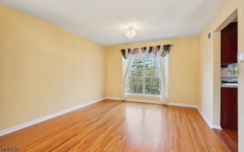 15 Ryan Lane Lincoln Park NJ 07035