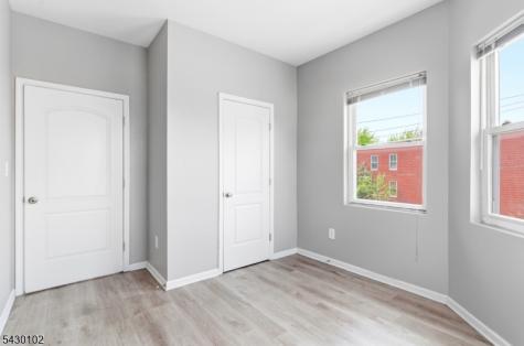 456 Avon Avenue Newark NJ 07108