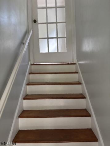9 Laurel Place Montclair NJ 07043