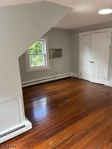 9 Laurel Place Montclair NJ 07043