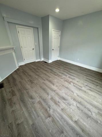 103 S 9th Street Newark NJ 07107