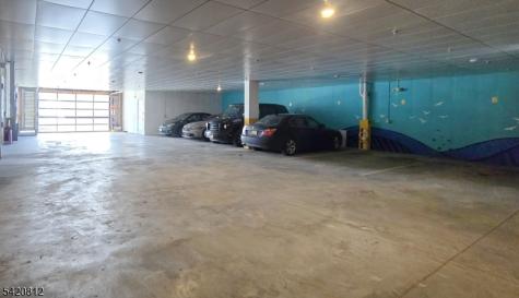 211 Baldwin Avenue Jersey City NJ 07306