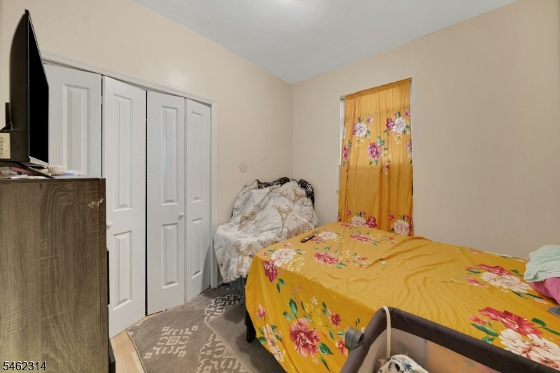 1013 Flora Street Elizabeth NJ 07201