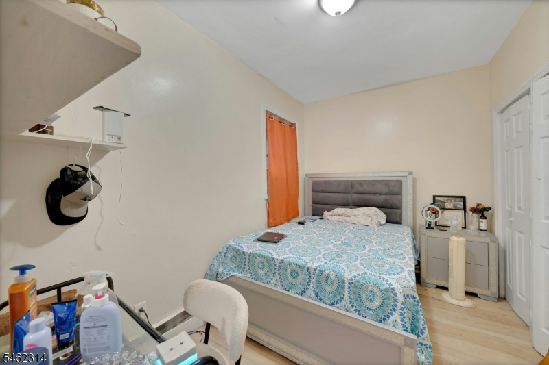 1013 Flora Street Elizabeth NJ 07201