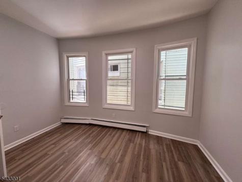 142 Johnson Avenue Newark NJ 07108