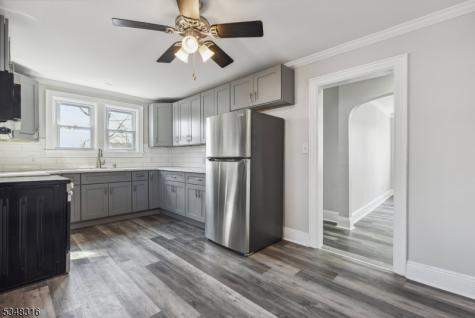 14 Walton Way Hopatcong NJ 07843