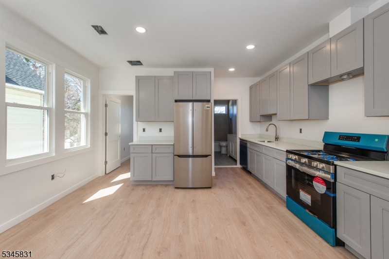 30 Bowdoin Street Clifton NJ 07013