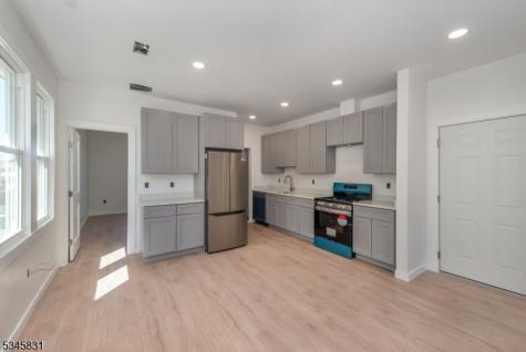 30 Bowdoin Street Clifton NJ 07013