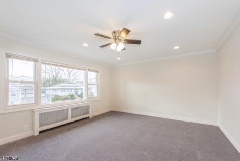 94 Scoles Avenue Clifton NJ 07012