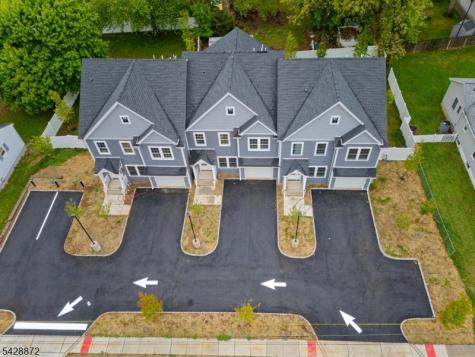 8 Travers Avenue Edison NJ 08817