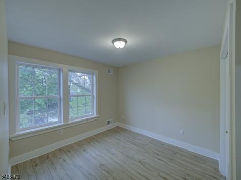 8 Travers Avenue Edison NJ 08817