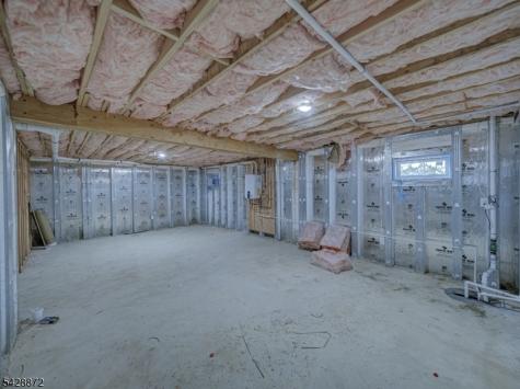 8 Travers Avenue Edison NJ 08817