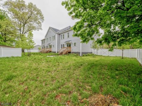 8 Travers Avenue Edison NJ 08817