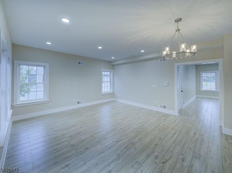 8 Travers Avenue Edison NJ 08817