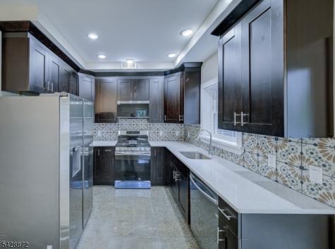 8 Travers Avenue Edison NJ 08817