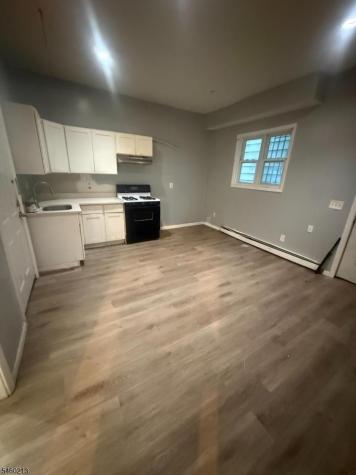 231 Rhode Island Avenue East Orange NJ 07018