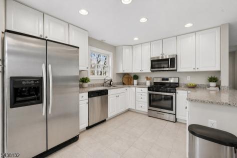 44 Peach Tree Lane North Haledon NJ 07508
