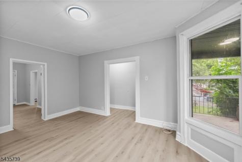 318 N 7th Street Newark NJ 07107