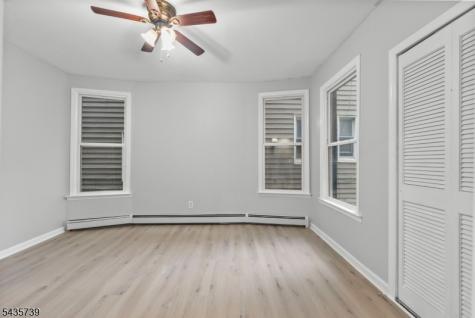 318 N 7th Street Newark NJ 07107