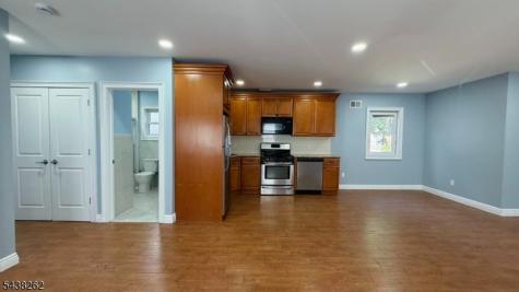 41 Mercer Street Wallington NJ 07057