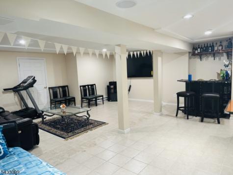 2 Russell Court Montville NJ 07045