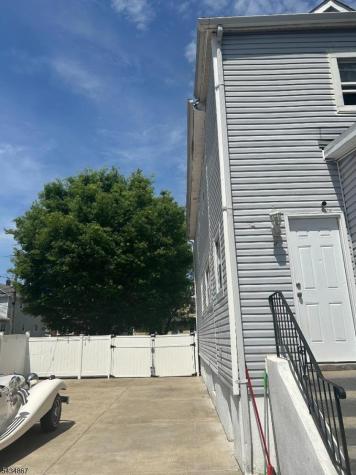 26 E 19th Street Linden NJ 07036