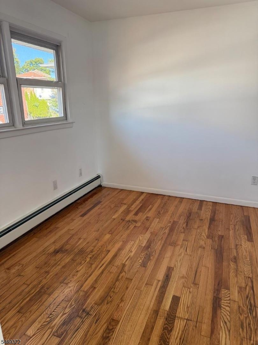 73 Dell Glen Avenue Lodi NJ 07644