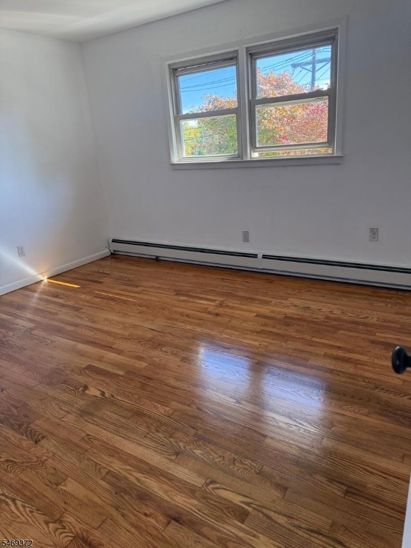 73 Dell Glen Avenue Lodi NJ 07644