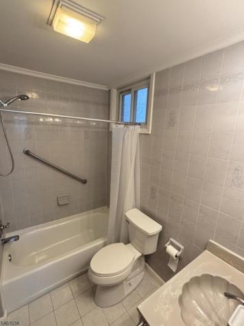 23 Lindsley Place East Orange NJ 07018