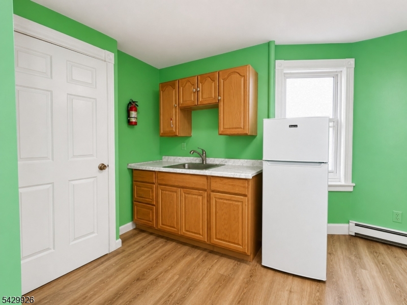 276 Atlantic Street Paterson NJ 07503