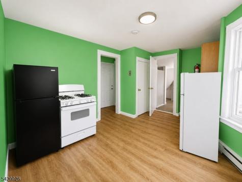 276 Atlantic Street Paterson NJ 07503