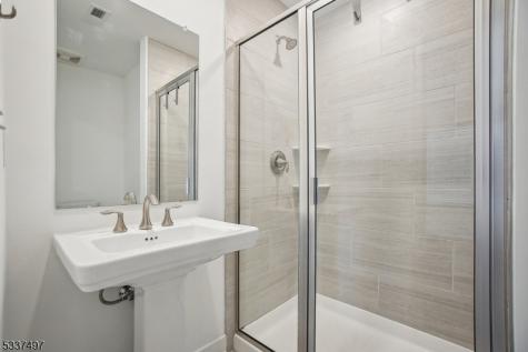 10 Cecala Road Morris Plains NJ 07950