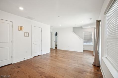 10 Cecala Road Morris Plains NJ 07950