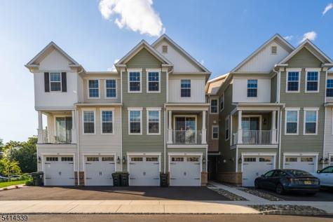 707 Station Road Dunellen NJ 08812