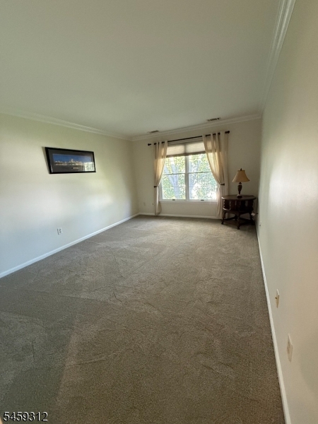 242 Nuthatch Court Readington NJ 08887
