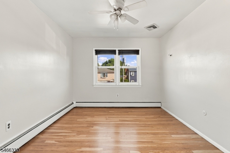 3 General Karge Court Elizabeth NJ 07202